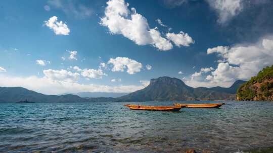 泸沽湖女神山猪槽船延时