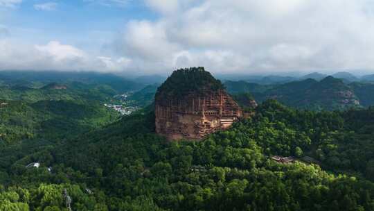 甘肃天水麦积山石窟航拍延时