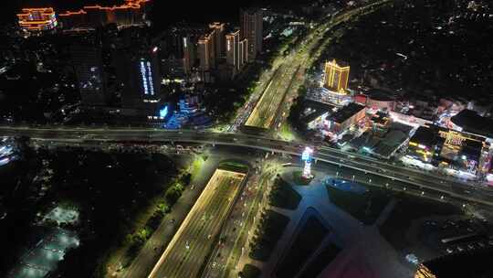 夜晚城市道路航拍城市交通车流夜景街道风光