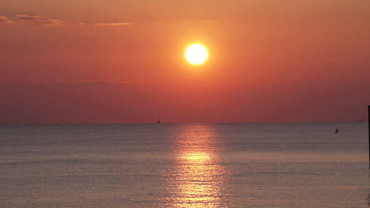 4k100 英国 大海 夕阳 轮船 海鸥 远景