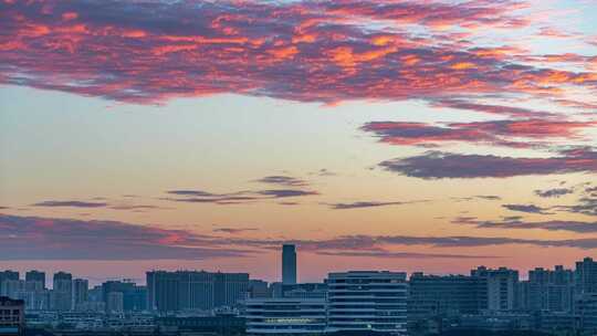 霞光下的城市延时