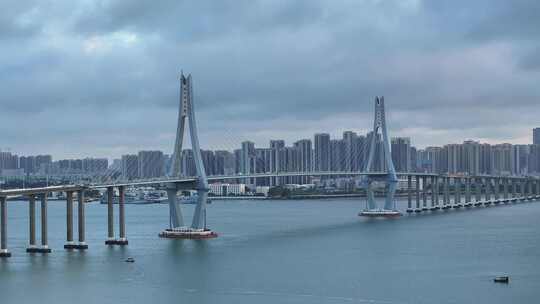 航拍湛江海湾大桥视频素材模板下载
