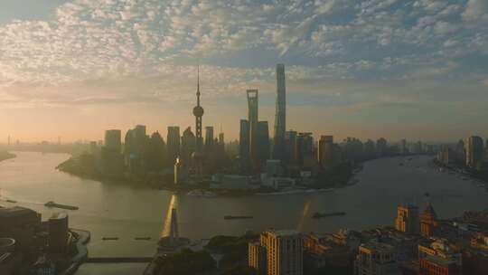 上海浦东陆家嘴黄浦江东方明珠朝霞日出航拍