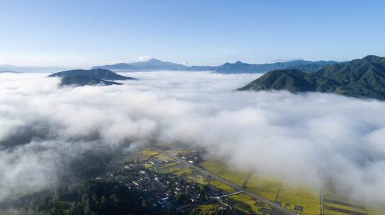 壮丽山河云海景观