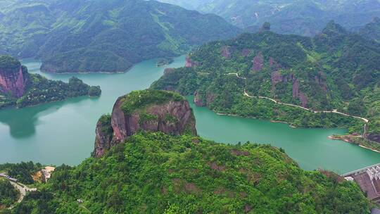 空中拍摄铜钹山景区