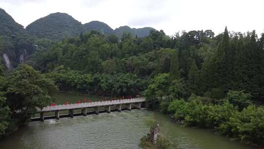 航拍贵州龙宫喀斯特地貌大气瀑布风光景色