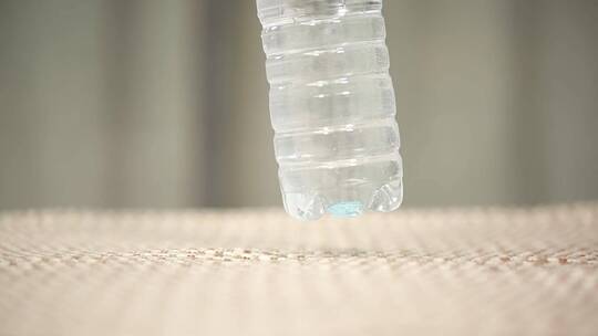 宝特瓶塑料水瓶