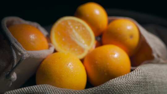 新鲜的橙子水果