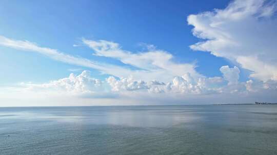 天空蓝天白云自然风景大海海浪海洋波浪