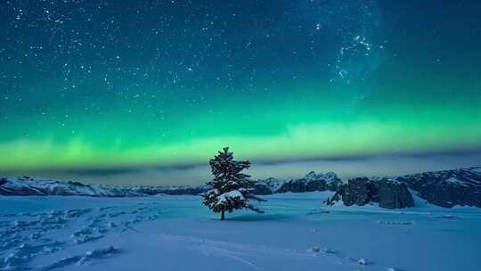 极地光辉 雪原璀璨 梦幻奇景无边