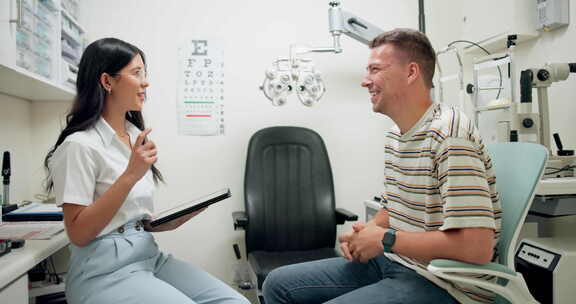 验光师、视力检查、眼科检查或医疗保险的结