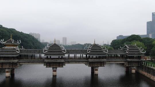 湖南长沙烈士公园风雨桥潇湘塔航拍