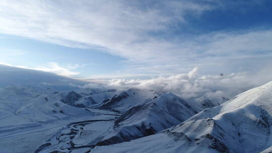 西藏雪山山脉