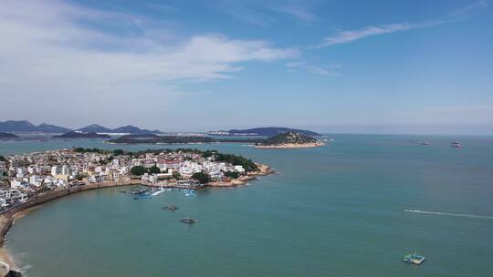 航拍漳州市东山岛南门湾海边城市小镇风景视频素材模板下载