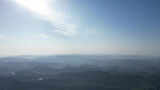 山川云雾千里江山