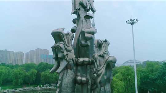 九龙雕塑中国龙城山东诸城