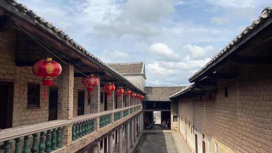 风景中国民俗古建筑客家围龙屋天井角楼