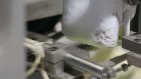 流水线雪糕冰糕冰糕制作流水线工厂视频素材模板下载