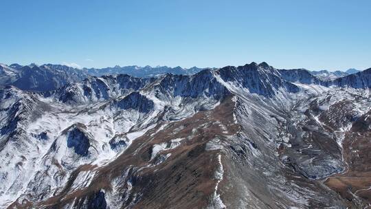 川西贡嘎雪山山脉航拍