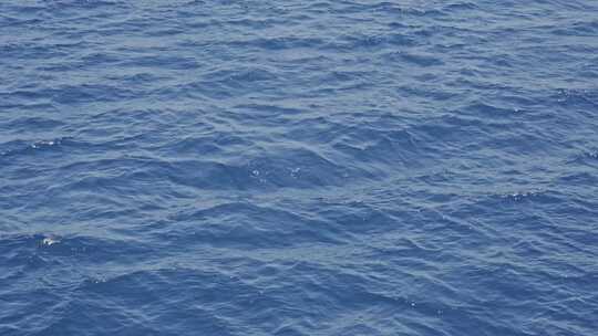 果冻蓝色通透的海洋海水