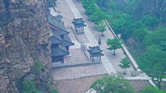 春天大山里的风景