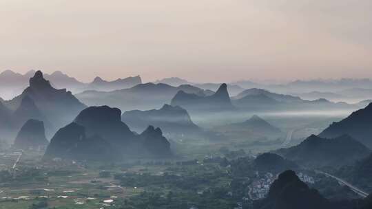 水墨喀斯特山峰地貌自然风光航拍