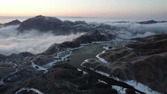 广西全州天湖雪景平流雾