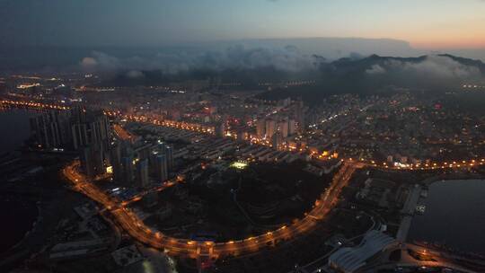 航拍威海市金线顶周边的城市夜景灯火