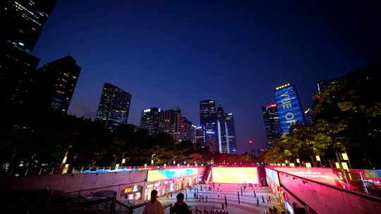 广州珠江新城花城广场夜景 地下商场