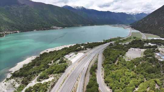 西藏林芝市尼洋河林拉高速公路自然风光航拍