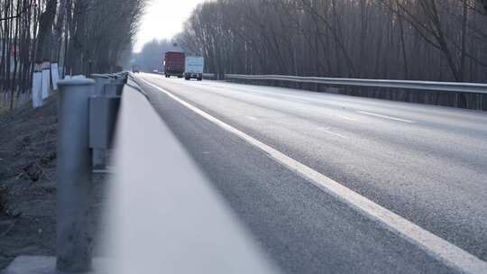 车流 公路 行驶车辆 道路 飞驰而过