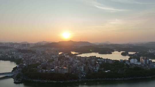 惠州西湖风景区航拍夕阳唯美日落湖泊风景