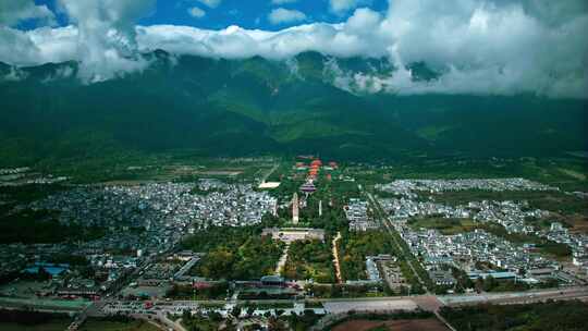 云南大理三塔超大城市景延时摄影