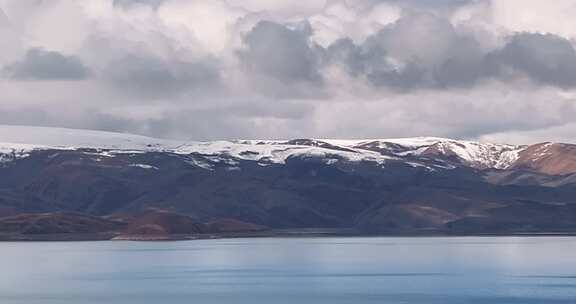 4K航拍西藏玛旁雍措湖泊风光