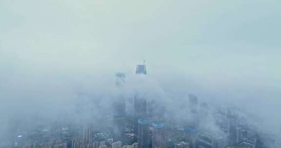 雨天高楼穿云航拍