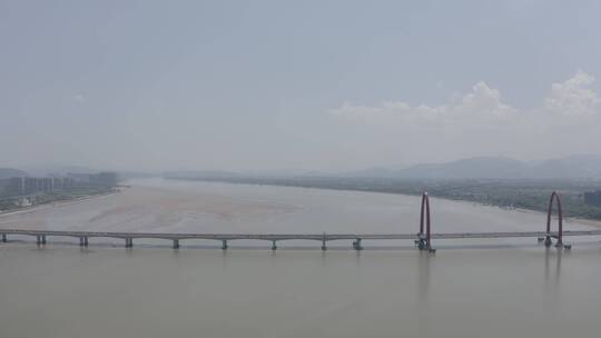 杭州钱塘江之江大桥4K航拍 D-log 原片平飞视频素材模板下载