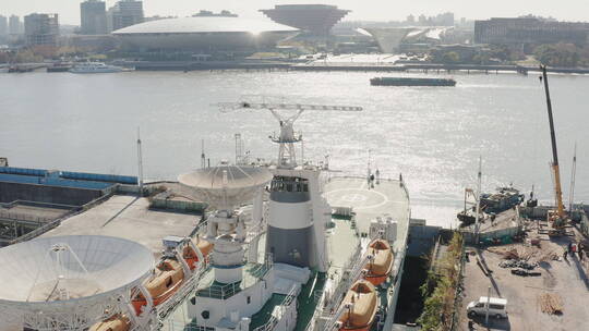 4K航拍中国上海停靠在滨江退役的远望号06