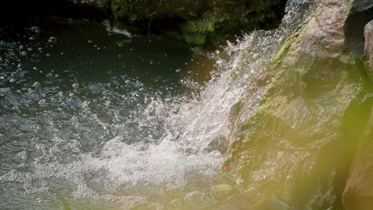 山泉-流水-瀑布-实拍