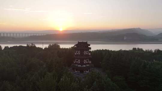 三门峡天鹅湖迎祥阁