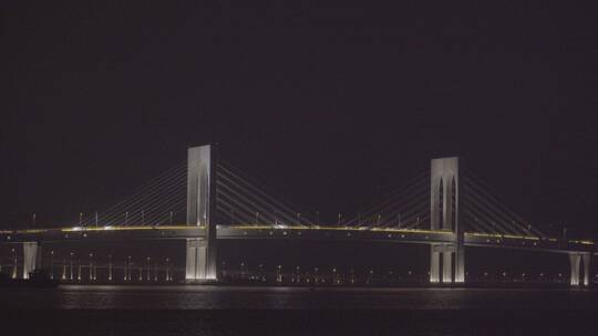 澳门夜景大桥