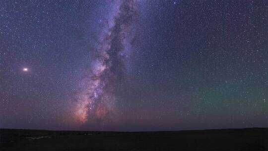 震撼青海英仙座流星雨延时银河星空