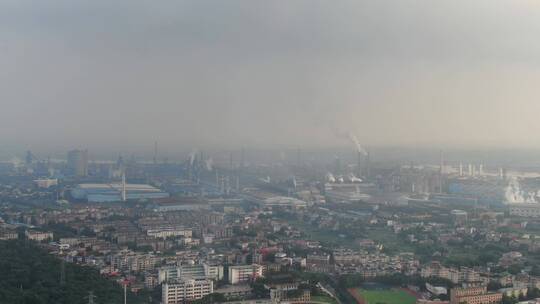 城市航拍工业污染工厂炊烟
