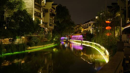 南京秦淮河游船夜景