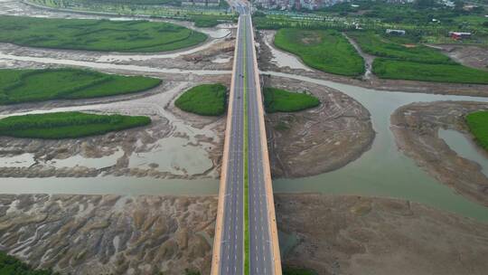 厦门航拍下潭尾湿地公园景观