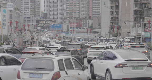 贵阳民族联欢巡游街景