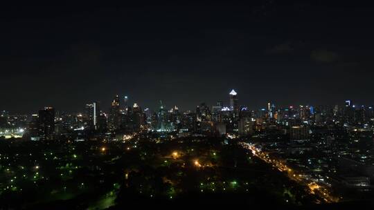 泰国夜晚的城市景观