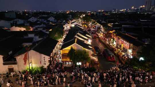 苏州古城山塘街夜景（航拍运镜）