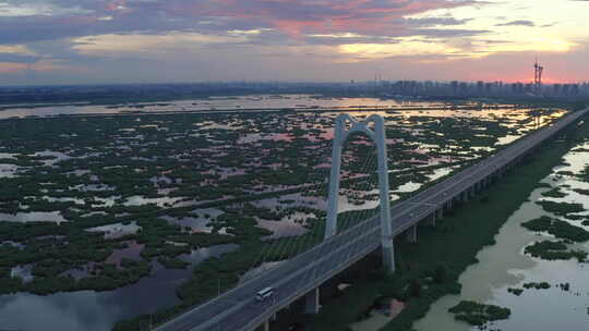 航拍黑龙江省大庆市龙凤湿地大桥