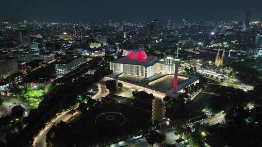 印尼雅加达伊斯蒂克拉尔清真寺城市夜景航拍