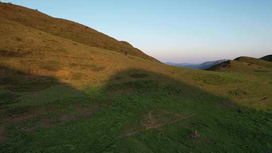 信宜平塘马安山草原，高山草甸